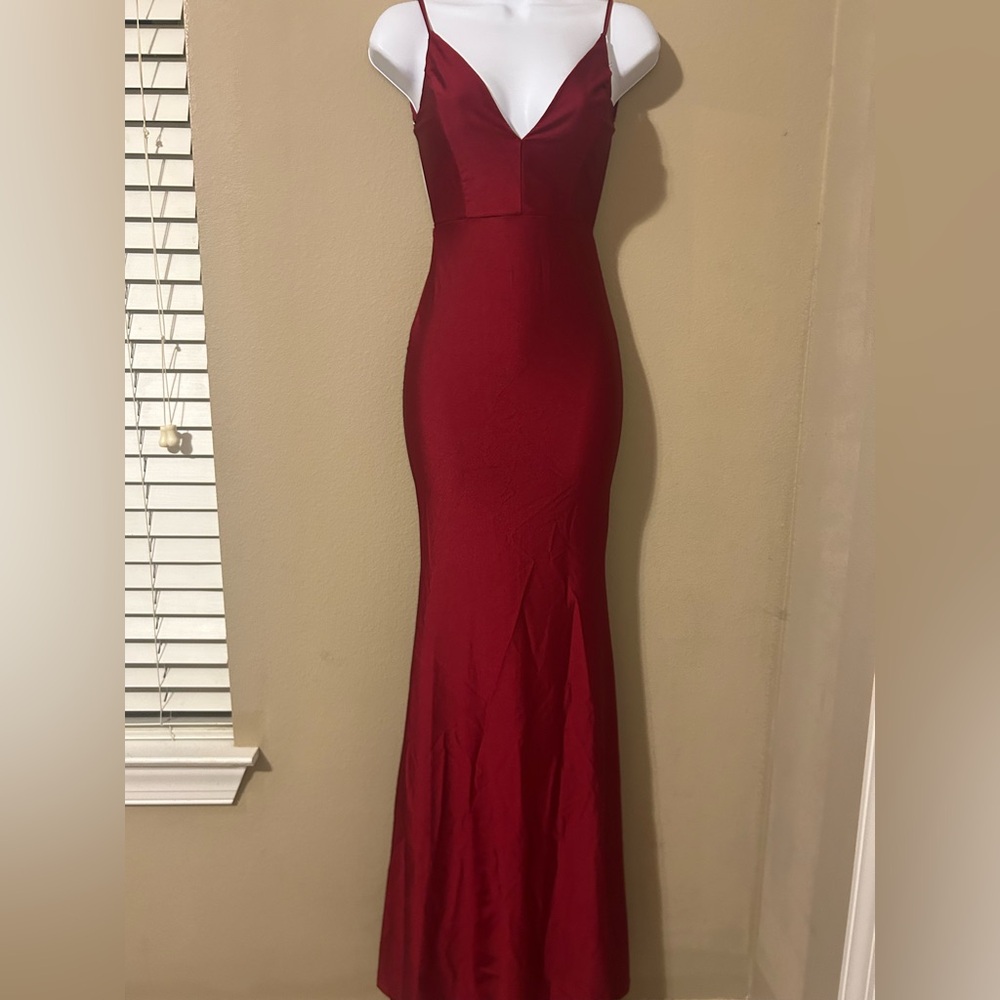 Fashion Nova Strapless Red Dress
